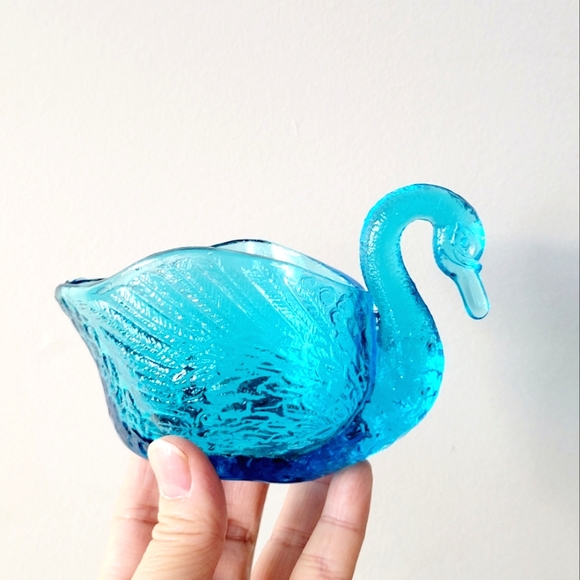 Blue glass Swan bowl, small items holder, organizer for small items - Picture 2 of 7